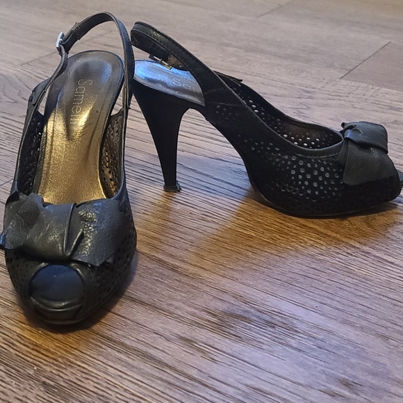 Leather peep toe pumps - Picture 4 of 4